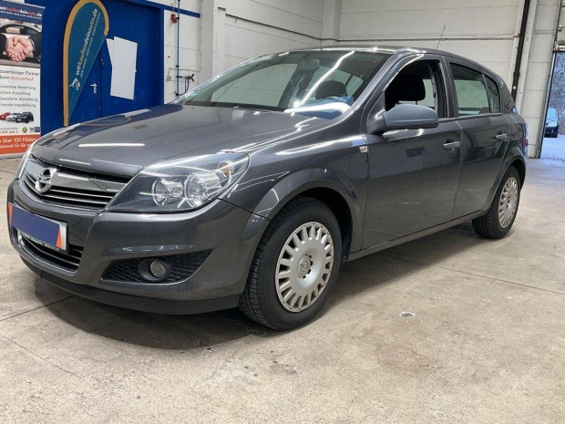 Opel Astra H 1.6 Essentia garancival .ellenrz...