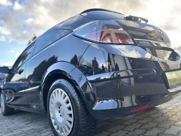 Opel Astra H 1.6 GTC Essentia 147eKm!