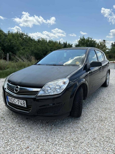 Opel Astra H 1.6 (automata)