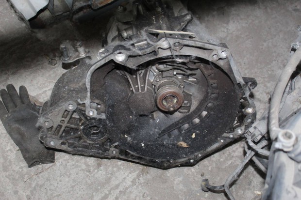 Opel Astra H 1.7D Manuális F17W374 kódú sebességváltó (516.)