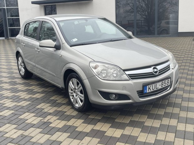 Opel Astra H 1.7 CDTI Cosmo