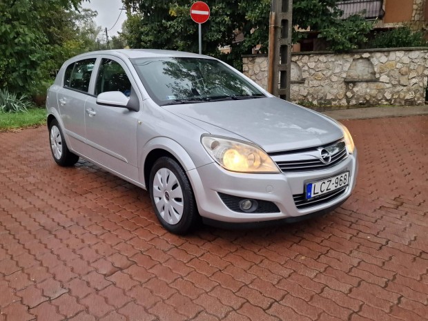 Opel Astra H 1.7 CDTI Cosmo