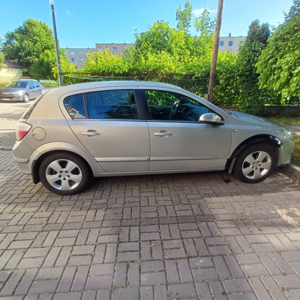 Opel Astra H 1.7 CDTI Eladó