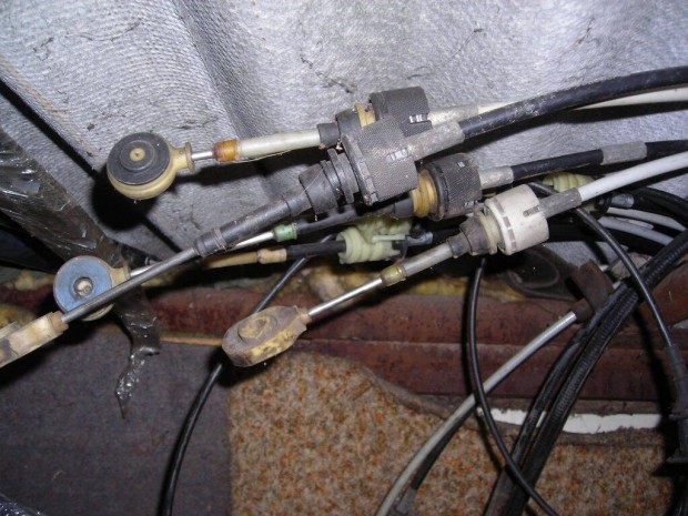 Opel Astra H 1.7 CDTi K�zif�k bowden, Sebess�gv�lt� bowden 5 fokozat�