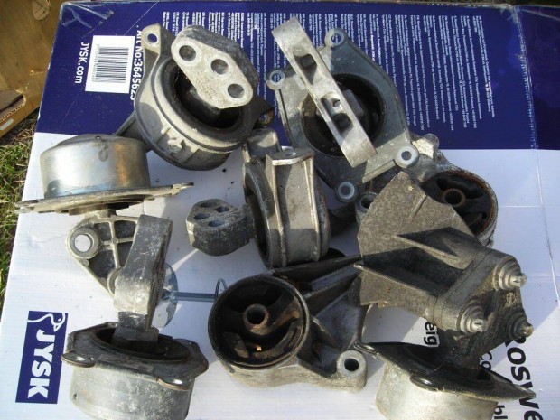 Opel Astra H 1.7 CDTi Motortartó bak , Generátor bak , Váltótartó bak