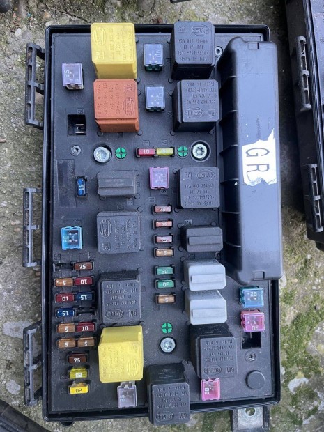 Opel Astra H 1.7 Ctdi Biztosíték doboz / IPC REC CIM UEC modul