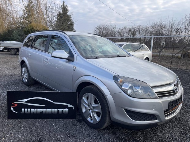 Opel Astra H 1.7 Megbízható családi kombi friss...