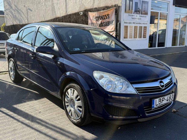 Opel Astra H 1.8 Enjoy (Automata)