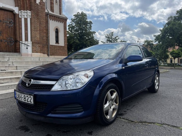 Opel Astra H 1.8 GTC Cosmo