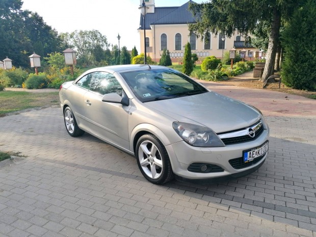 Opel Astra H 1.8 TT Enjoy