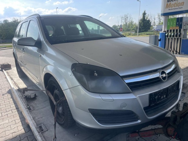 Opel Astra H 1.9 CDTI Enjoy Komplett motor hian...