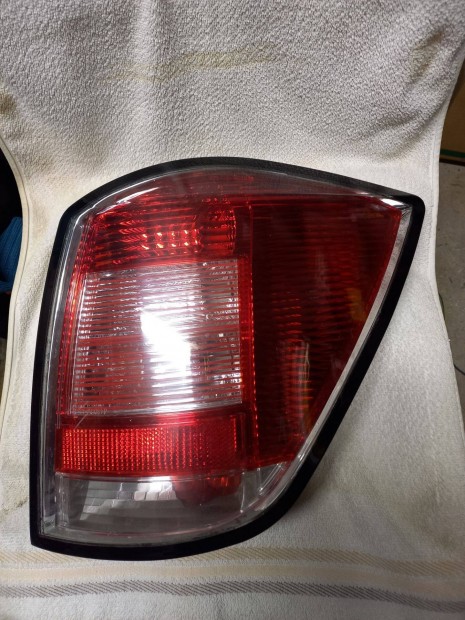 Opel Astra H 2003.09.01-2014.08.31 Hátsó lámpa üres jobb 07.09-ig (Kom