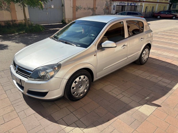 Opel Astra H