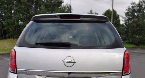 Opel Astra H 3 Kombi - Spoiler