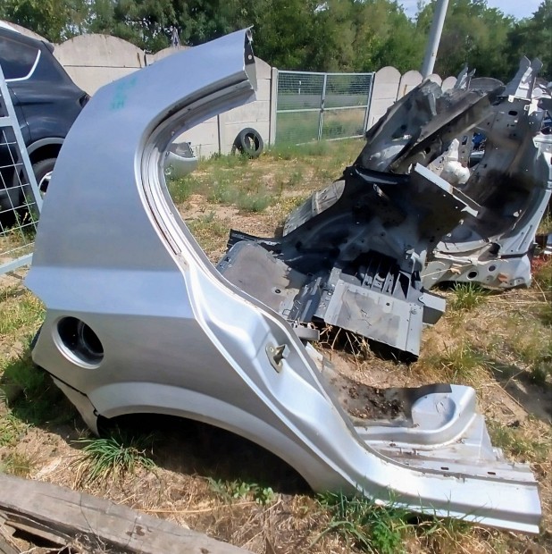 Opel Astra H 5 ajtóshoz jobb hátsó sárvédő