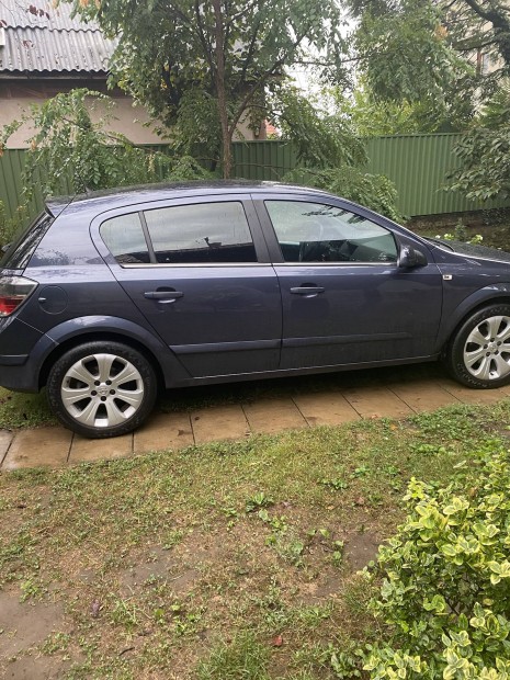 Opel Astra H