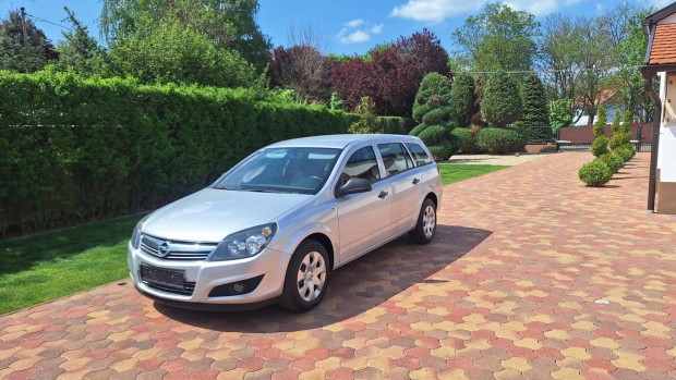 Opel Astra H Caravan 1.4 Enjoy Költségmentes ál...