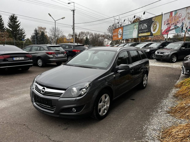 Opel Astra H Caravan 1.6 Cosmo Digitklma! Navi...