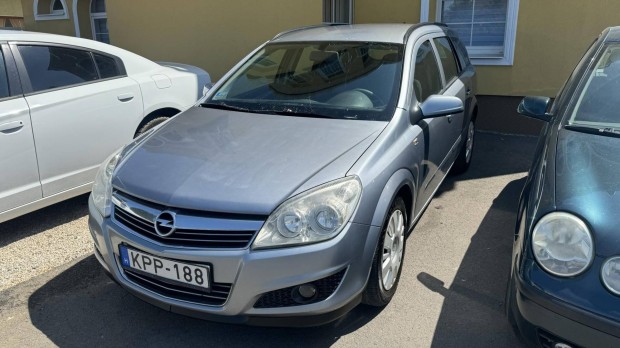 Opel Astra H Caravan 1.6 Elegance Frissen szerv...