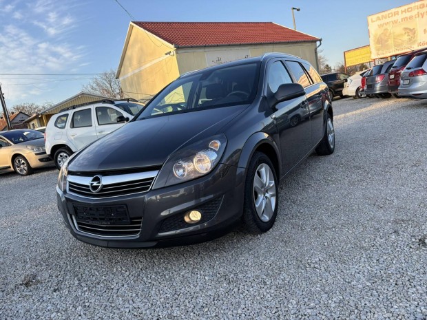 Opel Astra H Caravan 1.6 Enjoy Easytronic Kamat...