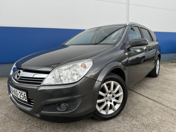 Opel Astra H Caravan 1.6 Enjoy Klíma. Tempomat....