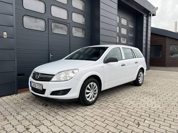 Opel Astra H Caravan 1.6 Enjoy Vezetett Szerviz...
