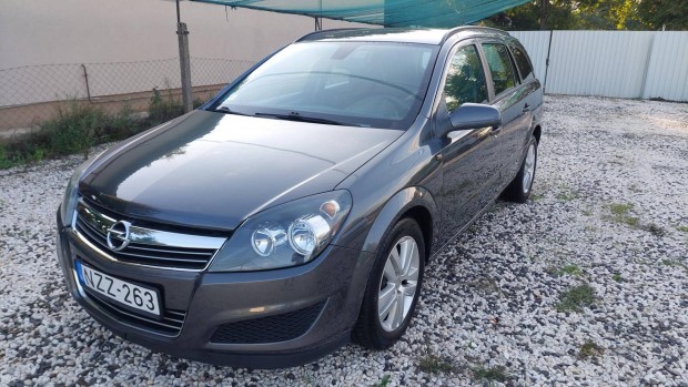 Opel Astra H Caravan 1.6 Essentia