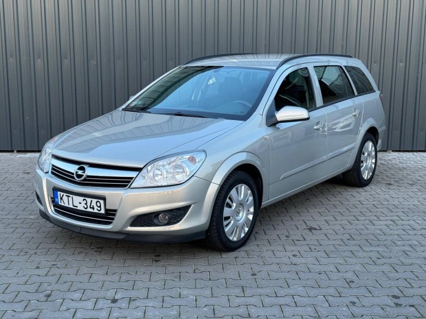 Opel Astra H Caravan 1.6 Essentia Magyar - Klm...
