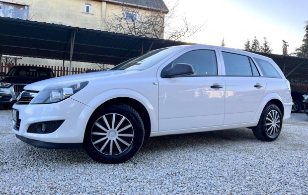 Opel Astra H Caravan 1.7 CDTI Enjoy Isuzu Motor...