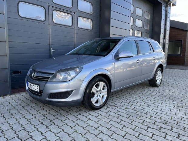 Opel Astra H Caravan 1.7 CDTI Essentia Szervize...