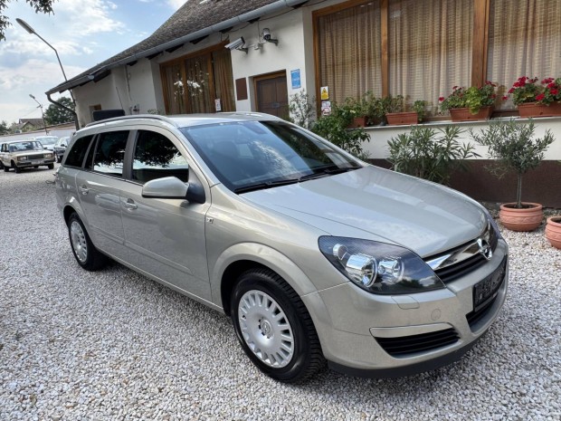 Opel Astra H Caravan 1.8 Elegance (Automata)
