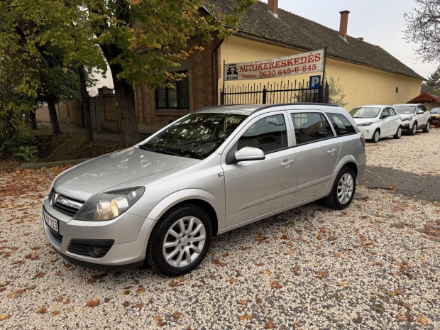 Opel Astra H Caravan 1.8 Enjoy