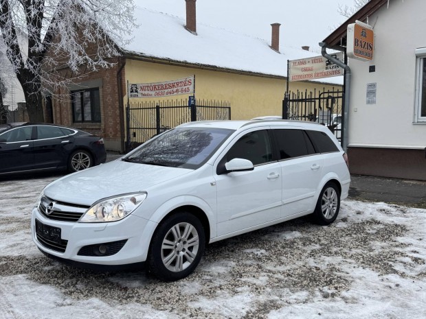 Opel Astra H Caravan 1.8 Enjoy (Automata)