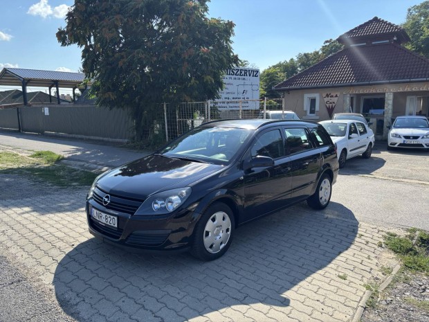 Opel Astra H Caravan 1.9 CDTI Optima (Automata)