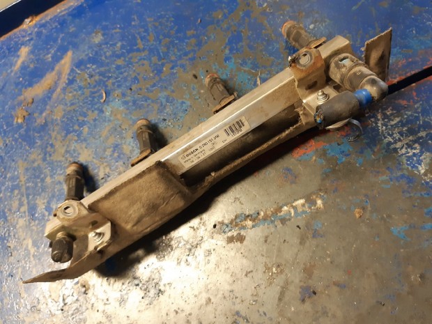 Opel Astra H Injektor H�d