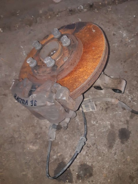 Opel Astra H Jobb Els� Csonk�llv�ny Ker�kaggyal + F�knyereg + ABS