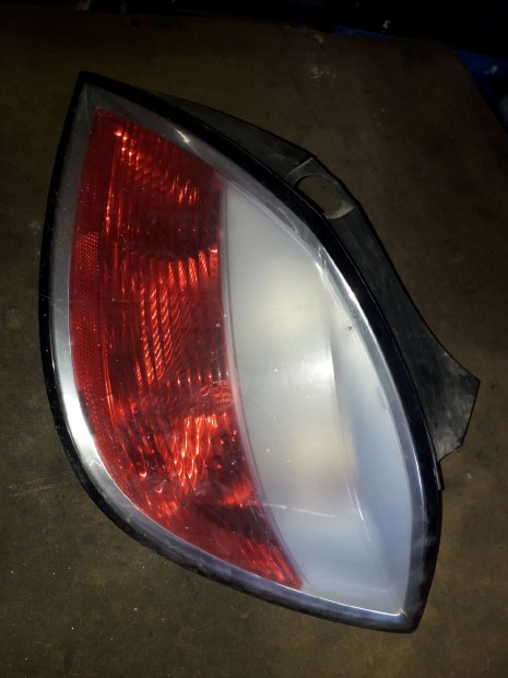 Opel Astra H Jobb Hátsó Lámpa