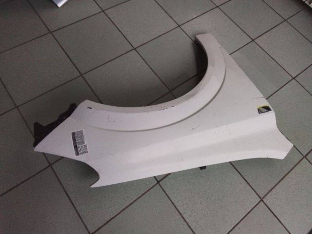 Opel Astra H Jobb első Sárvédő