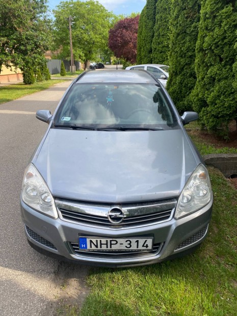 Opel Astra H Kombi 1.3 dzel