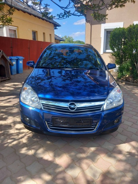 Opel Astra H Kombi 1.7TD Njoy