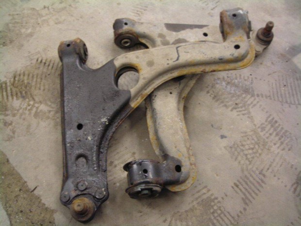 Opel Astra H Kormnyoszlop, Fltengely, Csonkllvny, Blcs, Lengkar