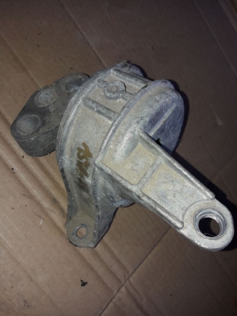 Opel Astra H Motortart Bak