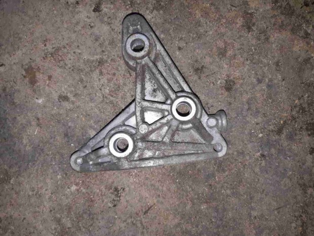 Opel Astra H Motortart Bak