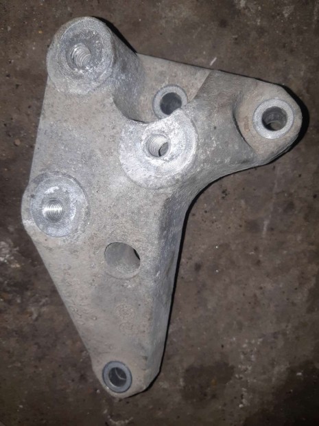 Opel Astra H Motortart� Bak