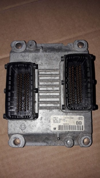 Opel Astra H Motorvezrl / ECU