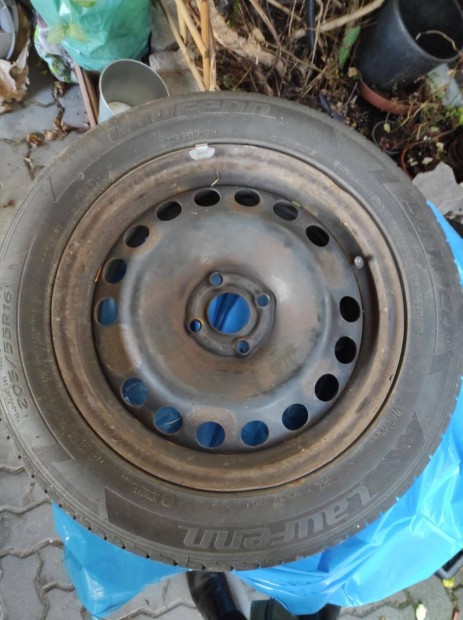 Opel Astra H Nyri autgumi szett felnire szerelve (4 Db.)