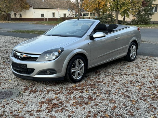 Opel Astra H TT 1.6 Enjoy