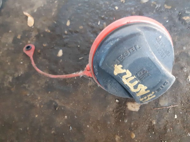 Opel Astra H Tanksapka