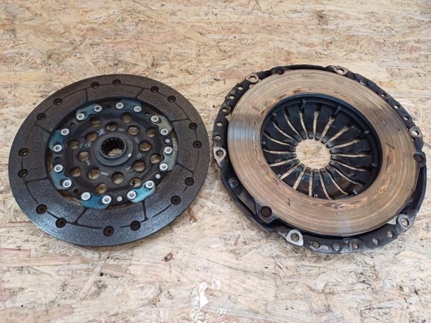 Opel Astra H (2004-2009) 1.7Cdti Diesel Kuplung T�rcsa Szerkezettel