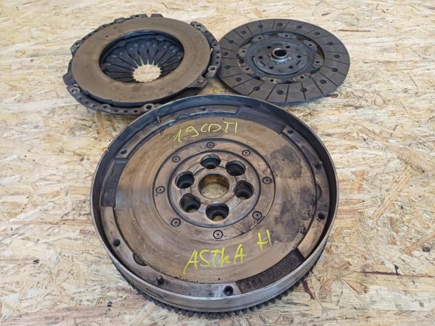 Opel Astra H (2004-2009) 1.9Cdti Diesel Ketts Tmeg Lendkerk Kuplu